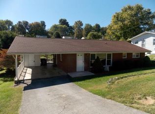 2005 Sand St, Kingsport, TN 37660