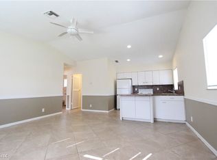 6136 Arthur St, Hollywood, FL 33024