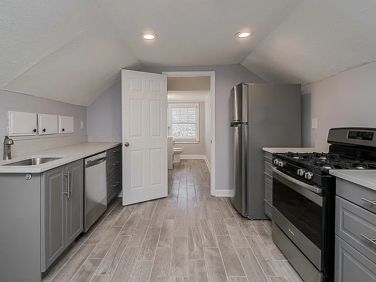974 Todd Rd NE #2 — Photo 5