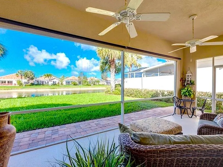 3917 Isla Ciudad Ct — Photo 2
