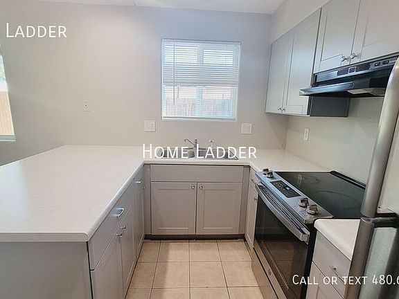 5th image of 1724 W Carol Ave Unit B