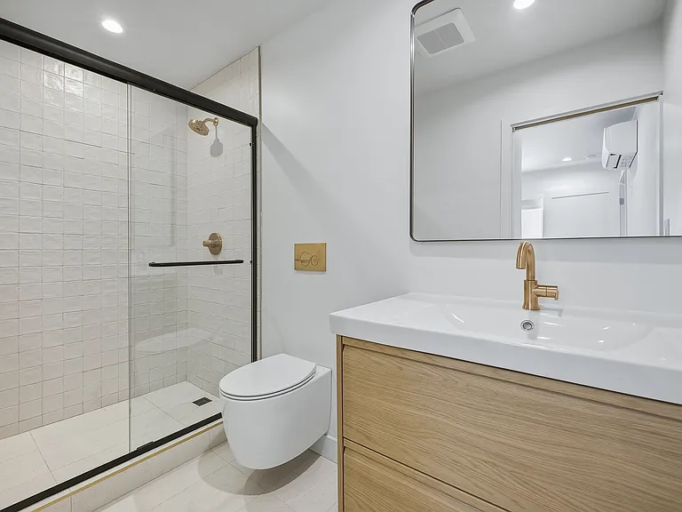 1429 Edgecliffe Dr #3/4 — Photo 8