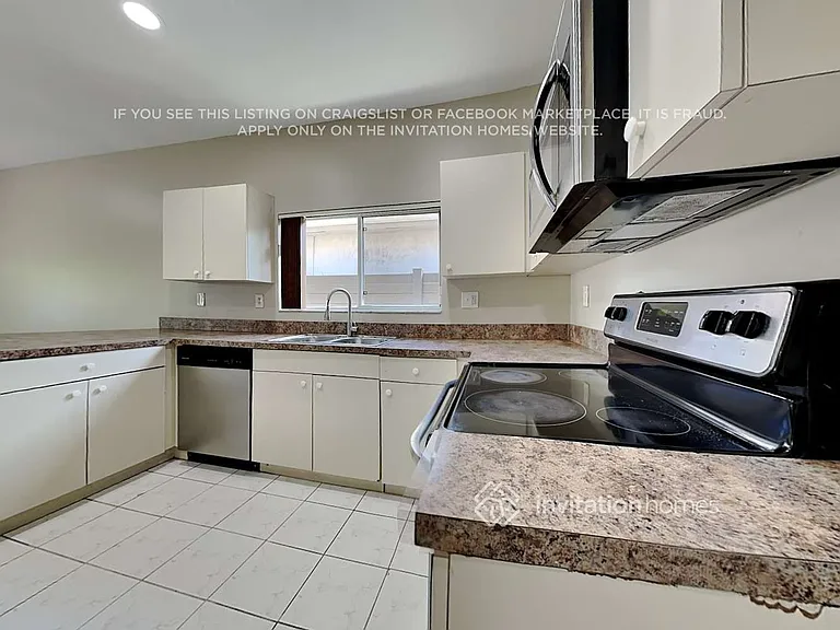 13614 SW 124th Avenue Rd — Photo 6