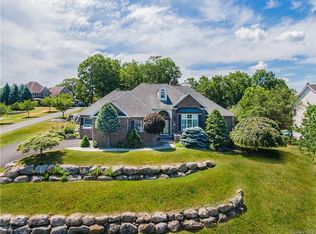 51 Wilderness Dr, Stony Pt, NY 10980