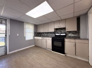 21 Auburn St, Haverhill, MA 01830