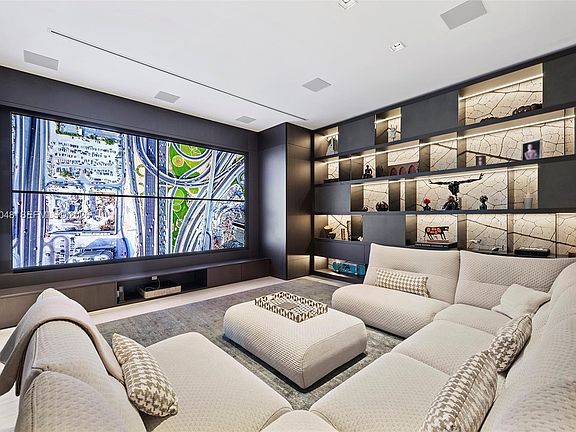 4th image of 1000 Biscayne Blvd #5501
