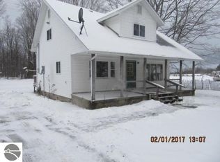 6222 Montgomery Rd, Afton, MI 49705