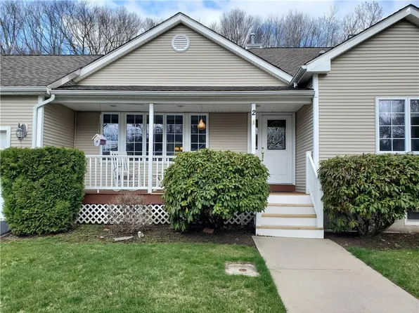 2 Victoria Way #463, West Warwick, RI 02893