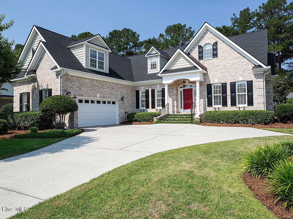 1st image of 1044 Ridgemont Drive
