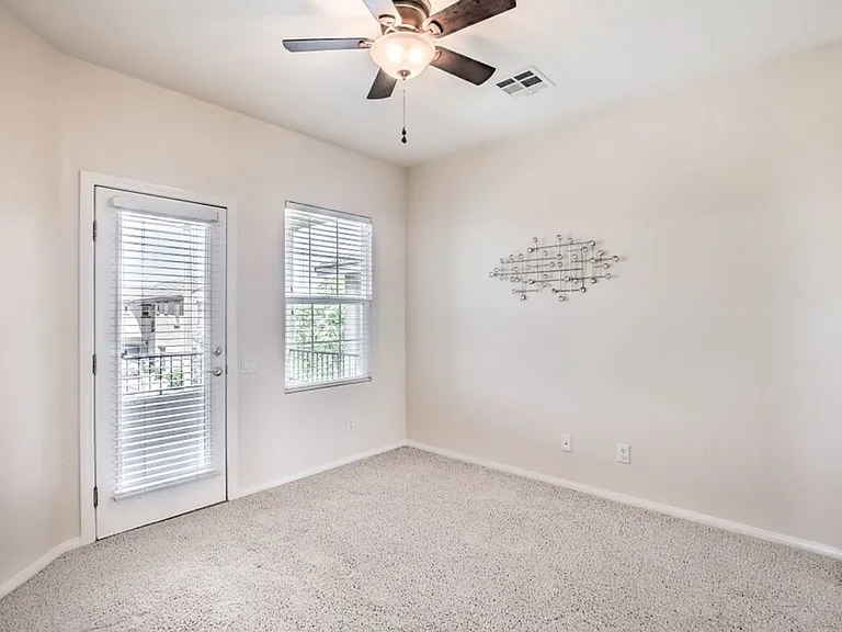 10517 Howling Coyote Ave — Photo 26