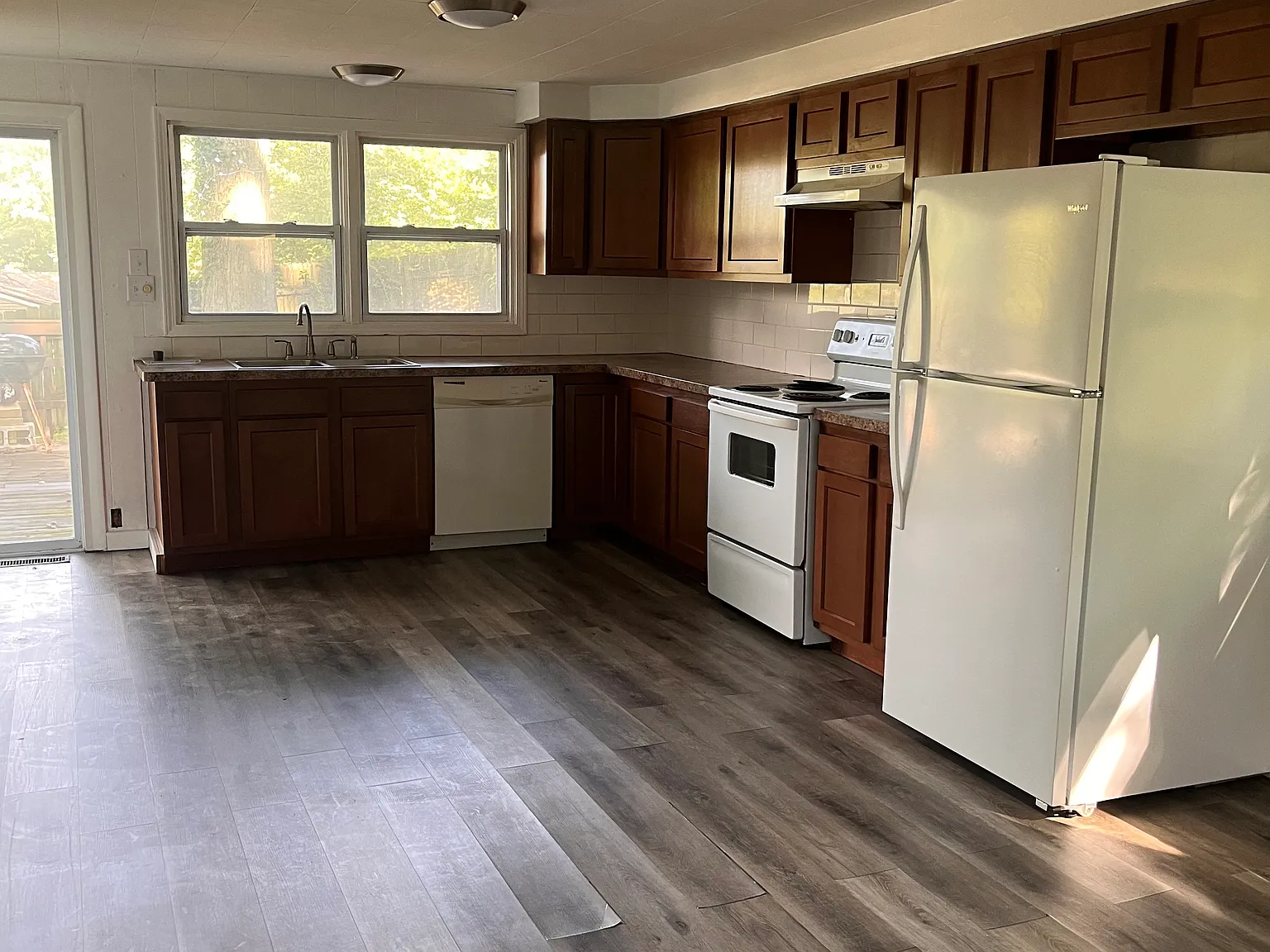 4 bed, 1472 sqft, $1,925 — Photo 4