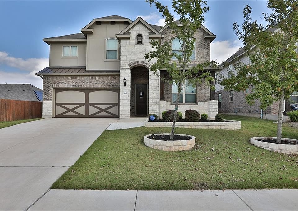 1st image of 426 Vista Gardens Dr