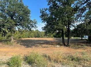 1043 Twin Creeks Dr, Weatherford, TX 76088