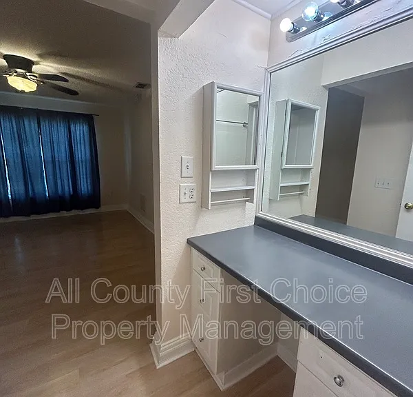 313 Bay Pl — Photo 19