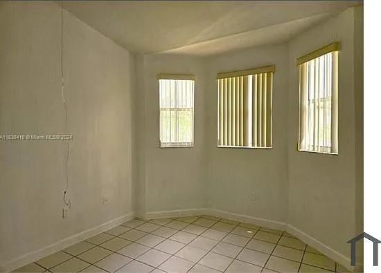 2 bed, 900 sqft, $1,850 — Photo 3