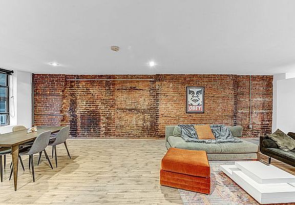 2nd image of 23 Cleveland Pl #1