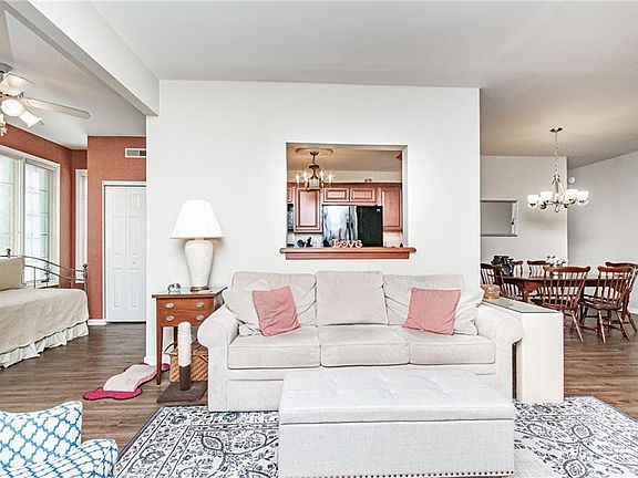 3rd image of 4691 Four Seasons Ter Unit A