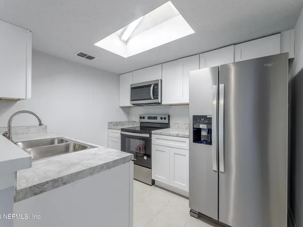 7675 MELISSA Court N, Jacksonville, FL 32210