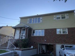 148 Meadow Rd FLOOR 2, Rutherford, NJ 07070