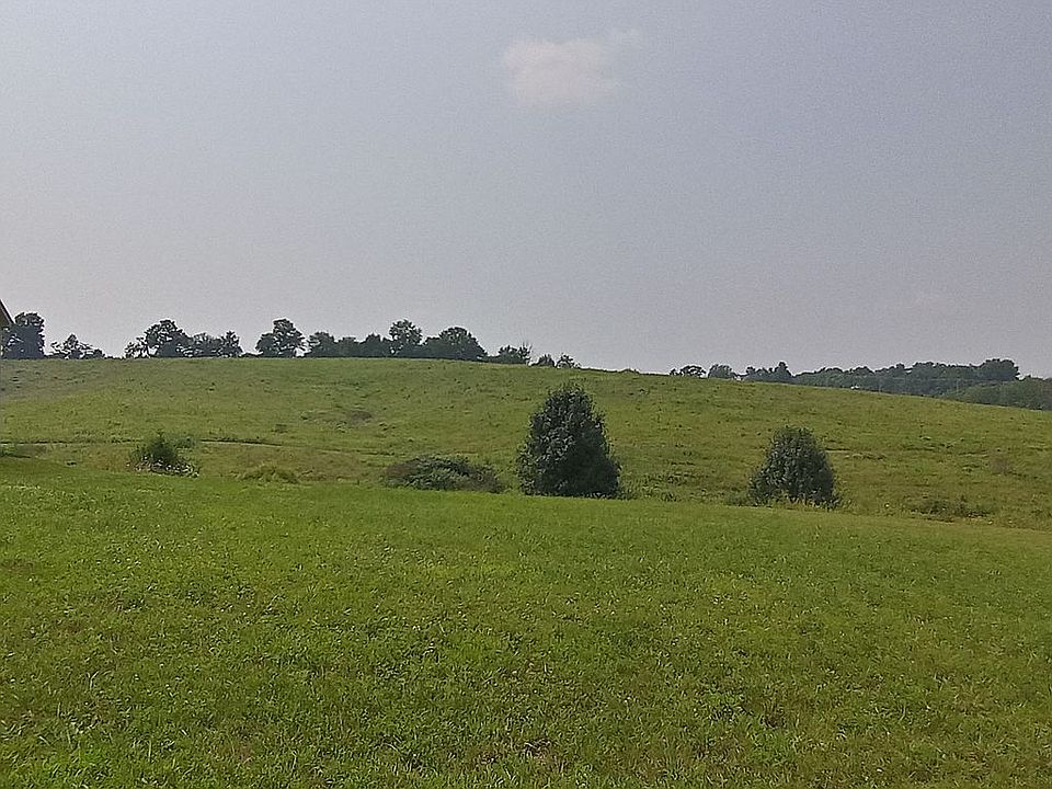 2nd image of 175 Thorntree Ln