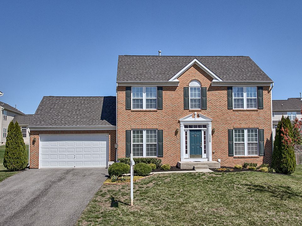 1st image of 1306 Huntley Cir