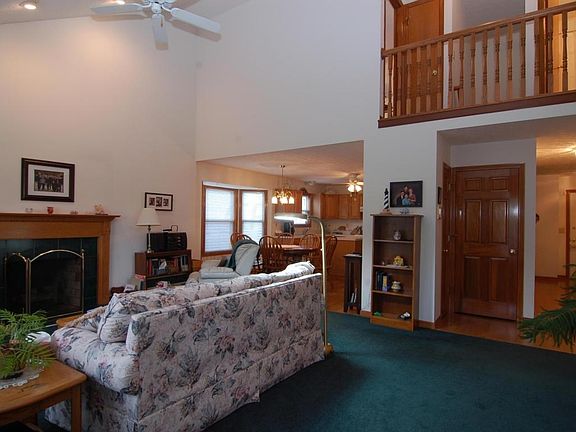 4th image of 2783 Southfield Village Dr
