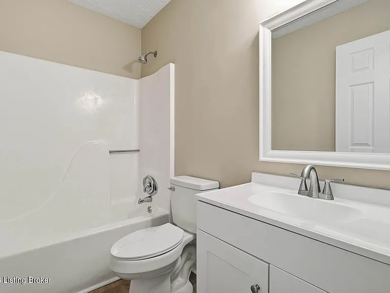 111 Evergreen Ct — Photo 8