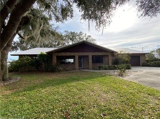 19 Fort Clinch Heights Rd, Frostproof, FL 33843
