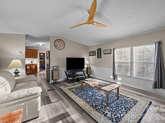 5th image of 5819 Mount Gallant Rd