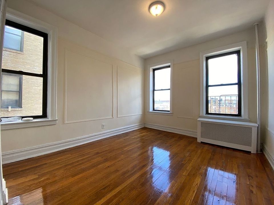 1st image of 45-32 44th St #5E