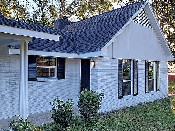 Side entrance to den