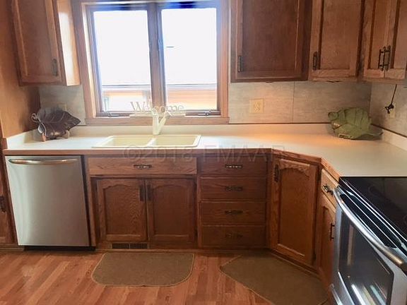 4th image of 1052 Meyer Blvd