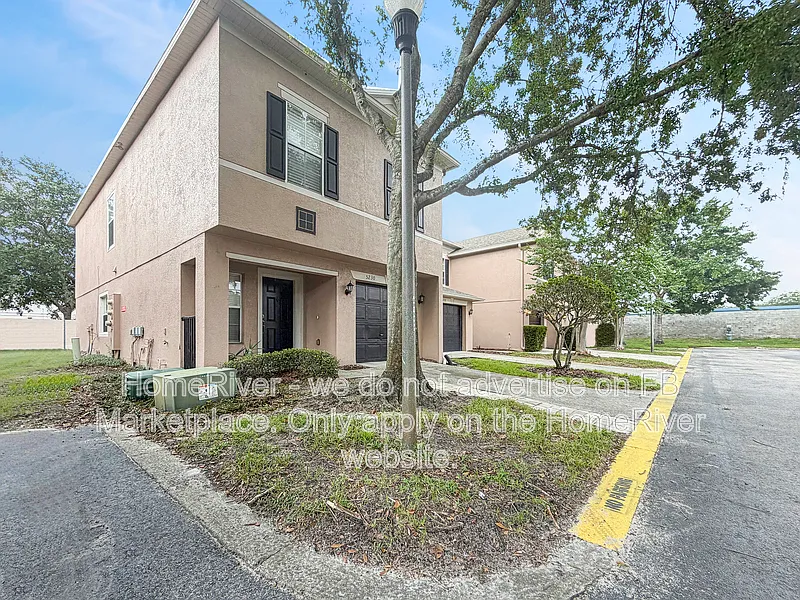 3 bed, 3.0 bath, 1516 sqft, $1,995 — Photo 4