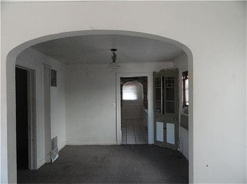 3rd image of 828 N Chapman Ave