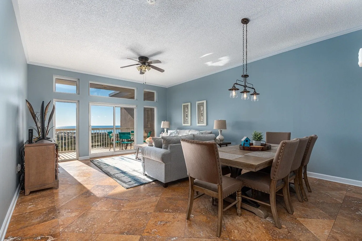 2 bed, 2.0 bath, 1140 sqft, $3,439 — Photo 2