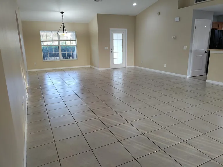 2108 NW 24th Ave — Photo 6