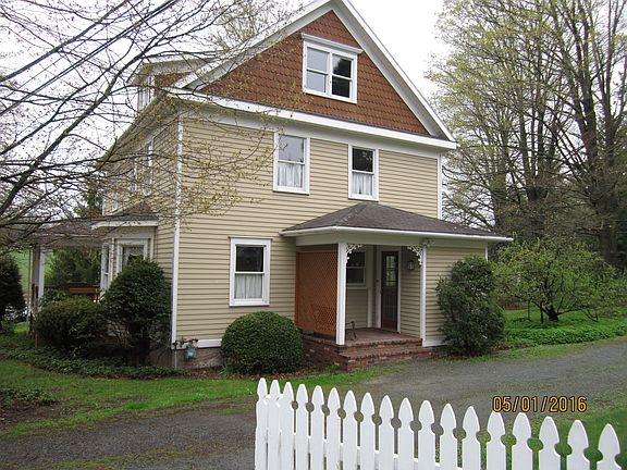 kitchen porch & driveway