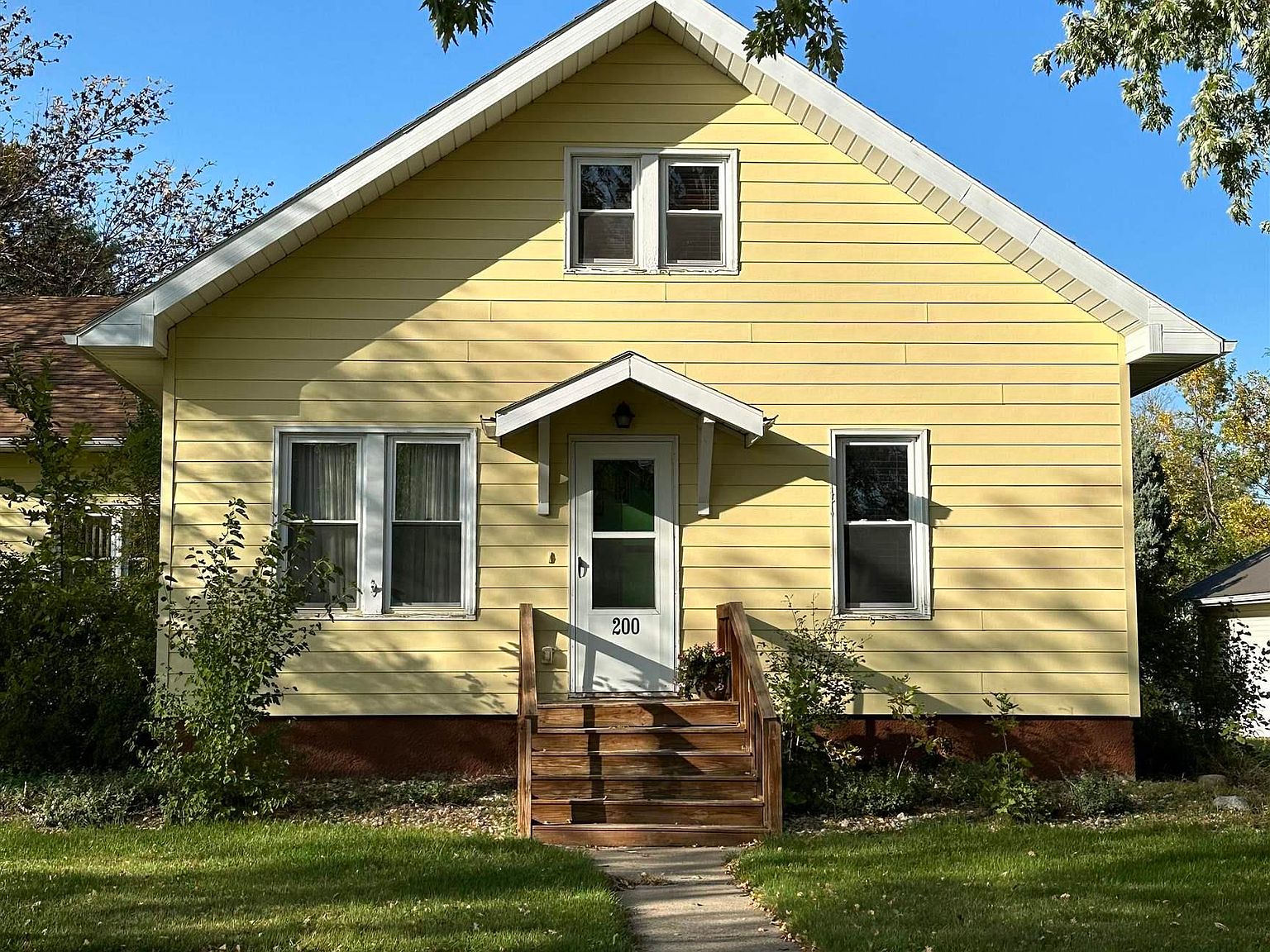 200 E Farmer Ave, Howard, SD 57349 Zillow