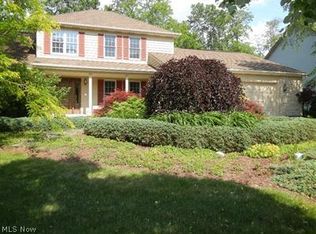 15053 Regency Dr, Strongsville, OH 44149