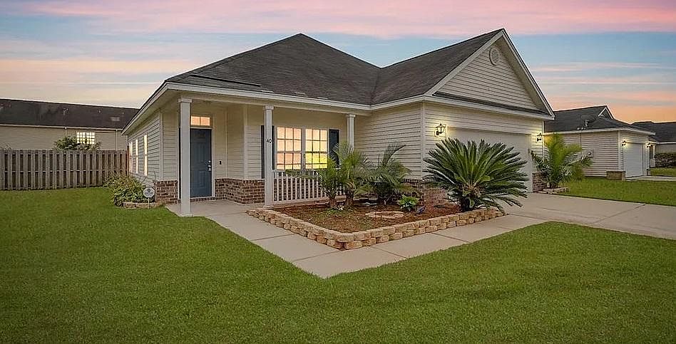 1st image of 40 Valley Oak Dr