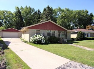 3209 Wheelock Dr, Racine, WI 53405