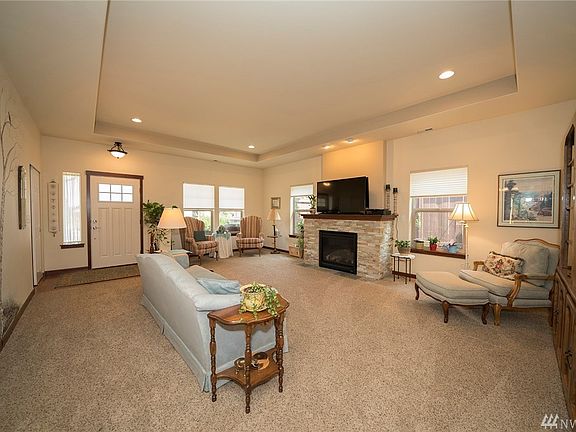 5th image of 4222 Sycamore Ct