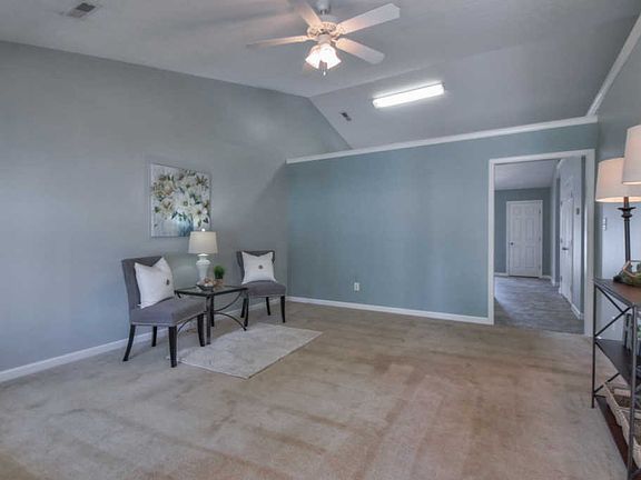 3rd image of 2086 Stoney Meadow Dr