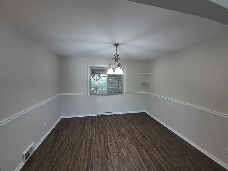 6386 Taylor Rd — Photo 8