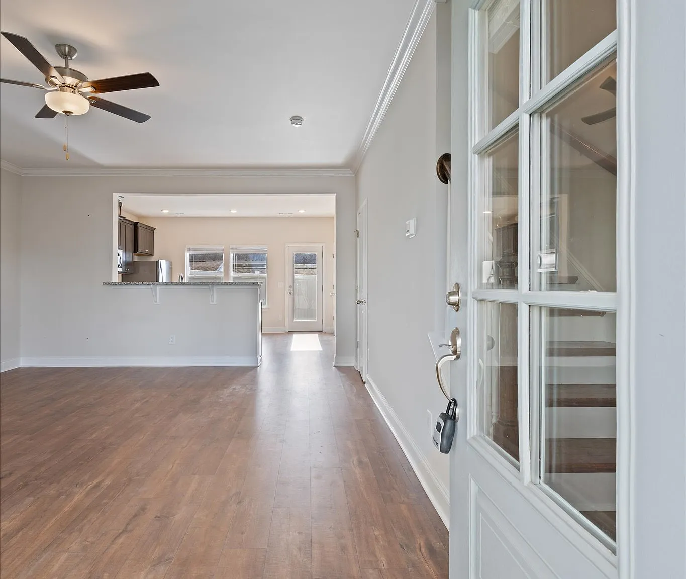 3 bed, 2.5 bath, 1265 sqft, $2,550 — Photo 4