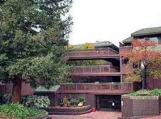 1690 San Miguel Dr, Walnut Creek, CA 94596