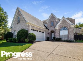 10127 Lynham Dr, Cordova, TN 38016