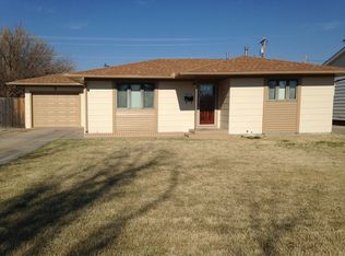 911 Wichita Dr, Ulysses, KS 67880