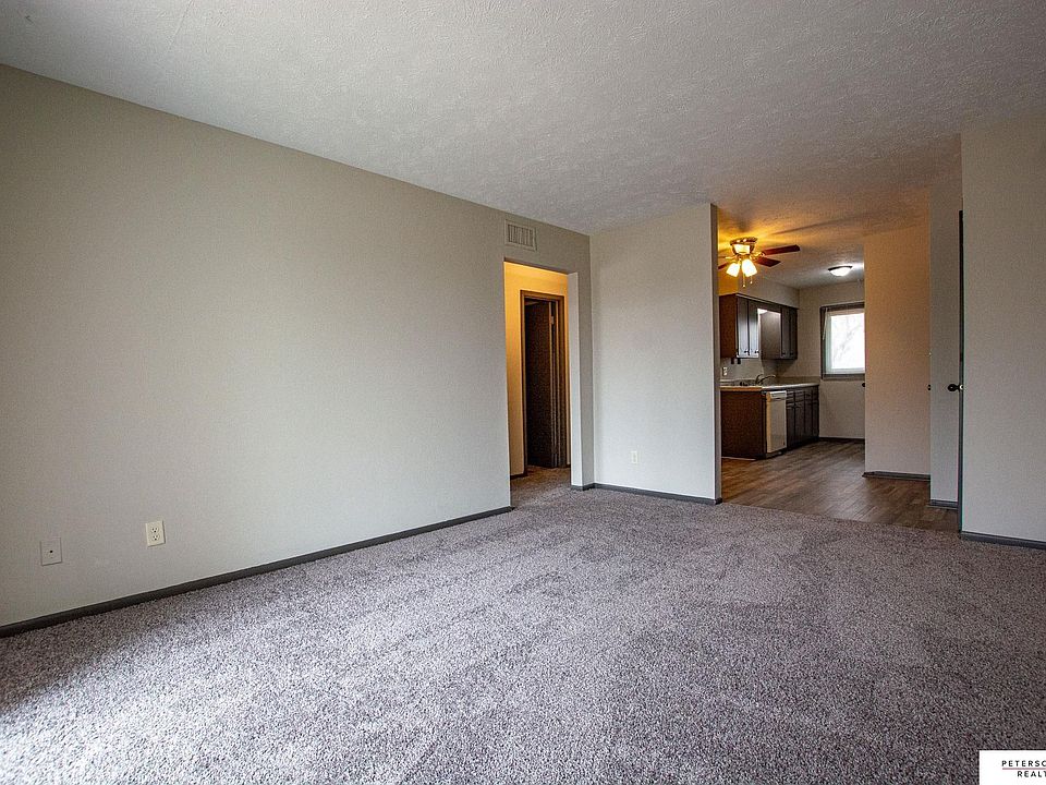 1st image of 8252 S 48th St #6