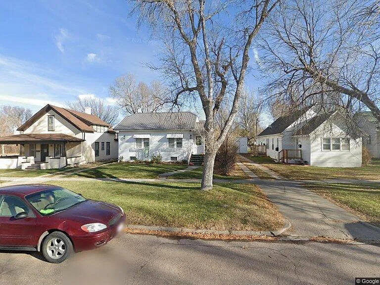 410 Shelton St — Photo 1